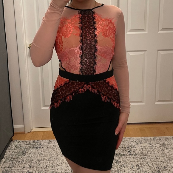 Topshop Lace Mini Bodycon Dress - Picture 1 of 4
